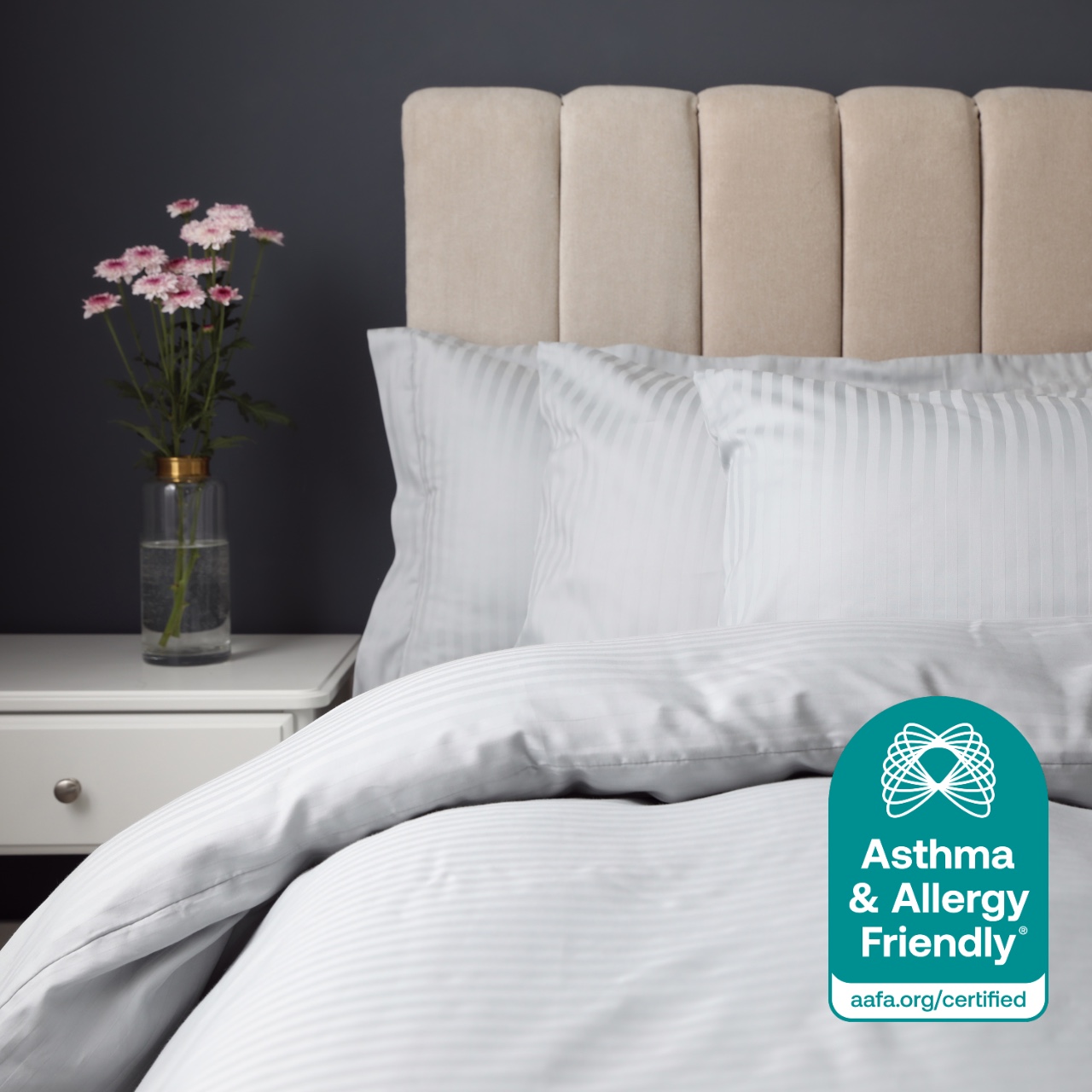 Clean white bedding and pillows illustrating materials used in allergen-control bedroom textiles